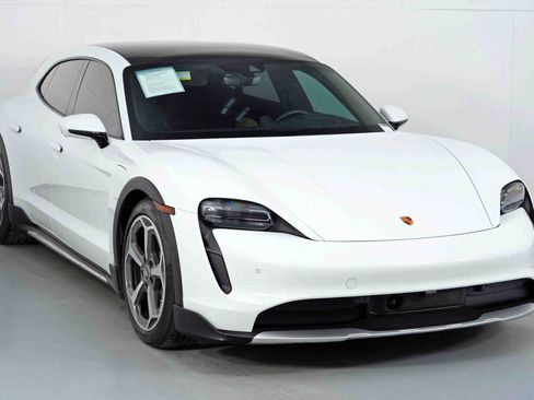 Used 2024 Porsche Taycan 4 Cross Turismo w/ Premium Package image 56