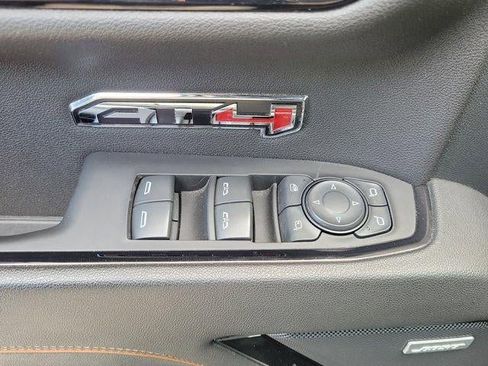 Used 2023 GMC Sierra 1500 AT4 w/ AT4 Premium Package image 8