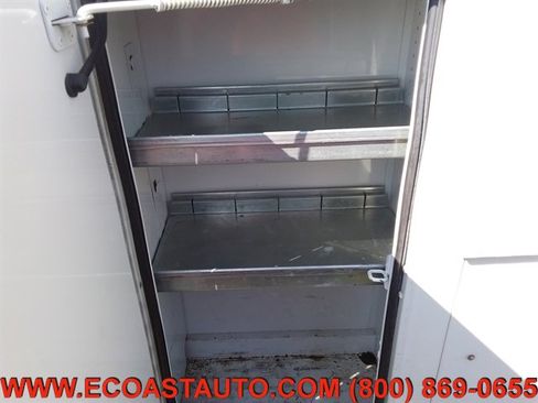 Used 2017 Ford Transit 250 138 w/ Exterior Upgrade Package image 19