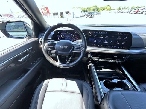 Used 2025 Chevrolet Tahoe RST w/ Comfort Package AWD/4WD image 13