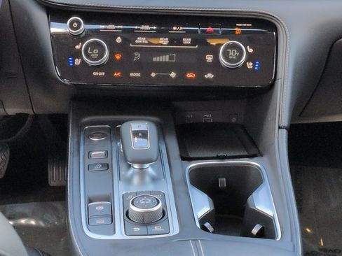 Used 2025 INFINITI QX60 Luxe FWD image 21