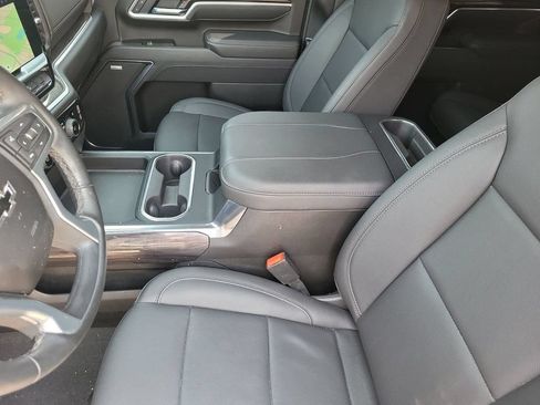 Used 2026 Chevrolet Silverado 2500 LTZ w/ LTZ Plus Package AWD/4WD image 26