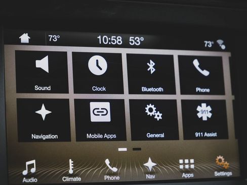 Used 2017 Lincoln Navigator Select image 18