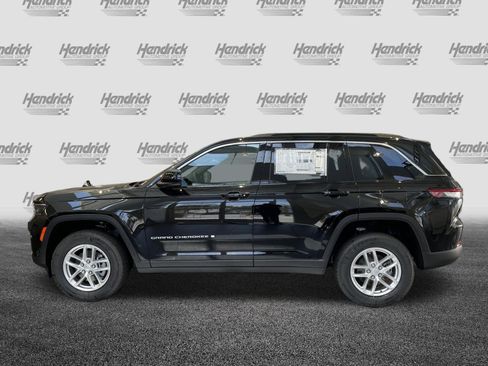 Used 2025 Jeep Grand Cherokee Laredo X w/ Luxury Tech Group I AWD/4WD image 7