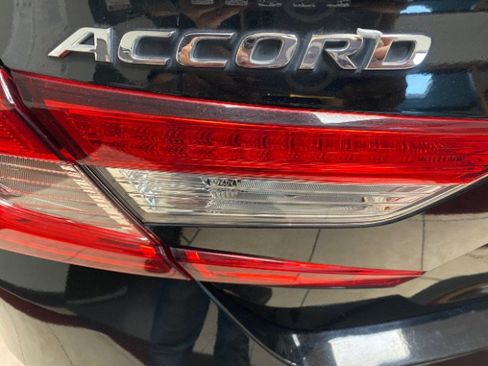 Used 2021 Honda Accord Sport image 22