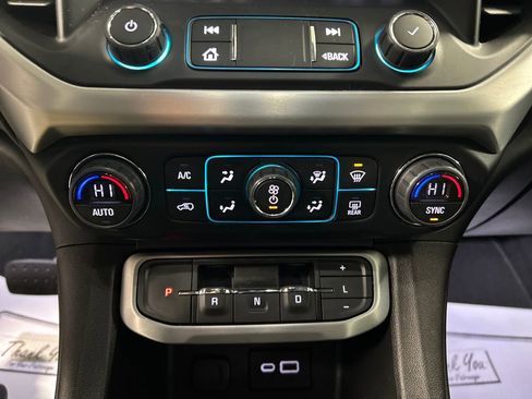 Used 2021 GMC Acadia SLE w/ Elevation Edition image 19