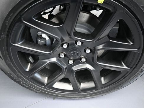 New 2026 RAM 1500 Laramie w/ Night Edition image 38