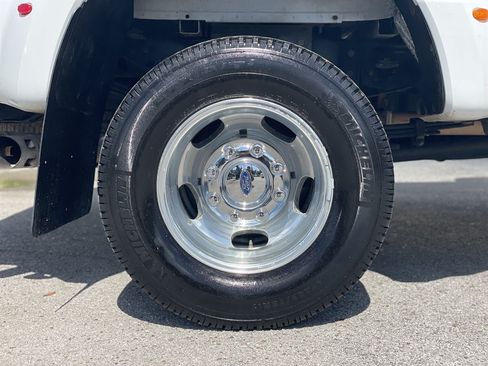 Used 2019 Ford F350 XL w/ STX Appearance Package AWD/4WD image 38