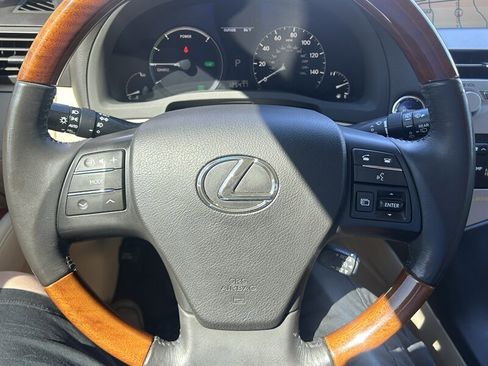 Used 2011 Lexus RX 450h 2WD w/ Premium Pkg image 16