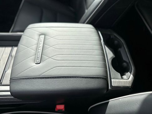 New 2026 RAM 1500 Limited w/ Body Color Bumper Group image 23