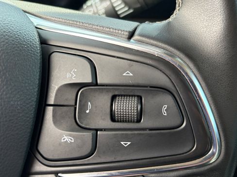 Used 2024 Buick Encore GX Avenir w/ Avenir Technology Package AWD/4WD image 27