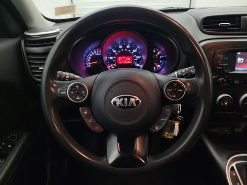 Used 2016 Kia Soul FWD image 22