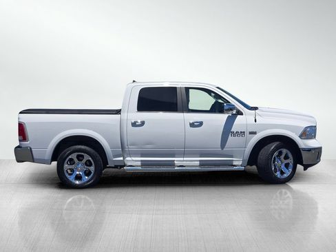 Used 2017 RAM 1500 Laramie w/ Convenience Group AWD/4WD image 3