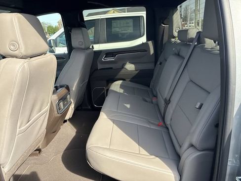 New 2026 GMC Sierra 1500 SLT w/ SLT Convenience Package AWD/4WD image 19