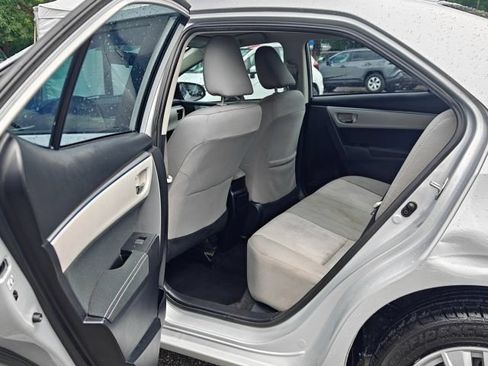 Used 2014 Toyota Corolla LE FWD image 35
