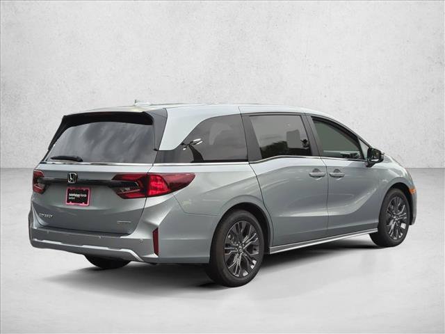 New 2027 Honda Odyssey Touring image 2