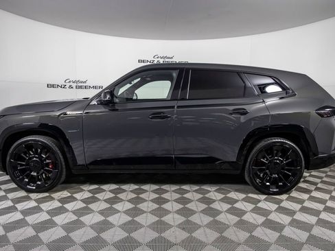 Used 2025 BMW XM image 9