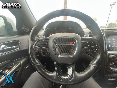 Used 2018 Dodge Durango R/T w/ Technology Group AWD/4WD image 41