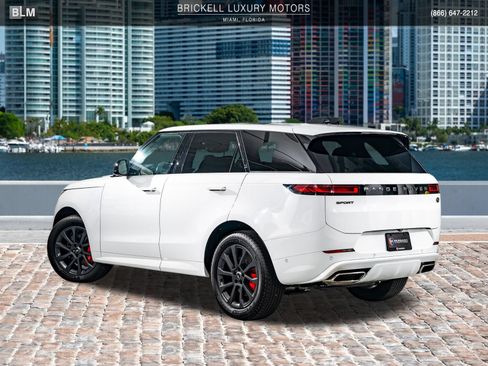 Used 2023 Land Rover Range Rover Sport SE Dynamic AWD/4WD image 12