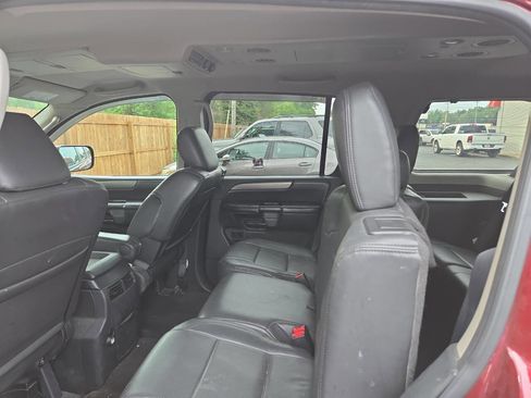 Used 2012 Nissan Armada SV image 5