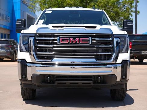 New 2026 GMC Sierra 3500 SLE w/ SLE Value Package AWD/4WD image 8
