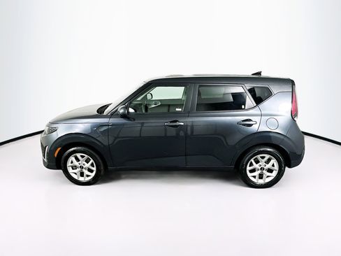Used 2025 Kia Soul LX w/ LX Technology Package FWD image 4