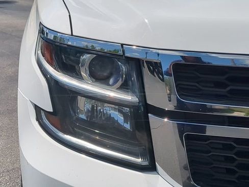 Used 2017 Chevrolet Suburban LT AWD/4WD image 10