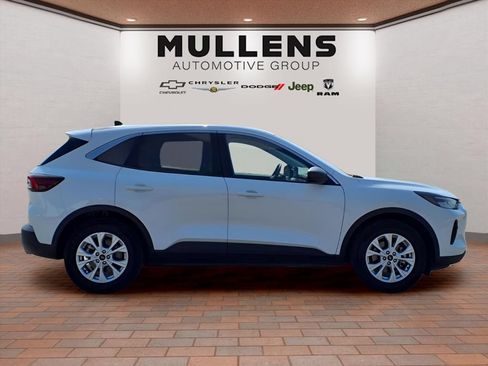 Used 2024 Ford Escape Active FWD image 4