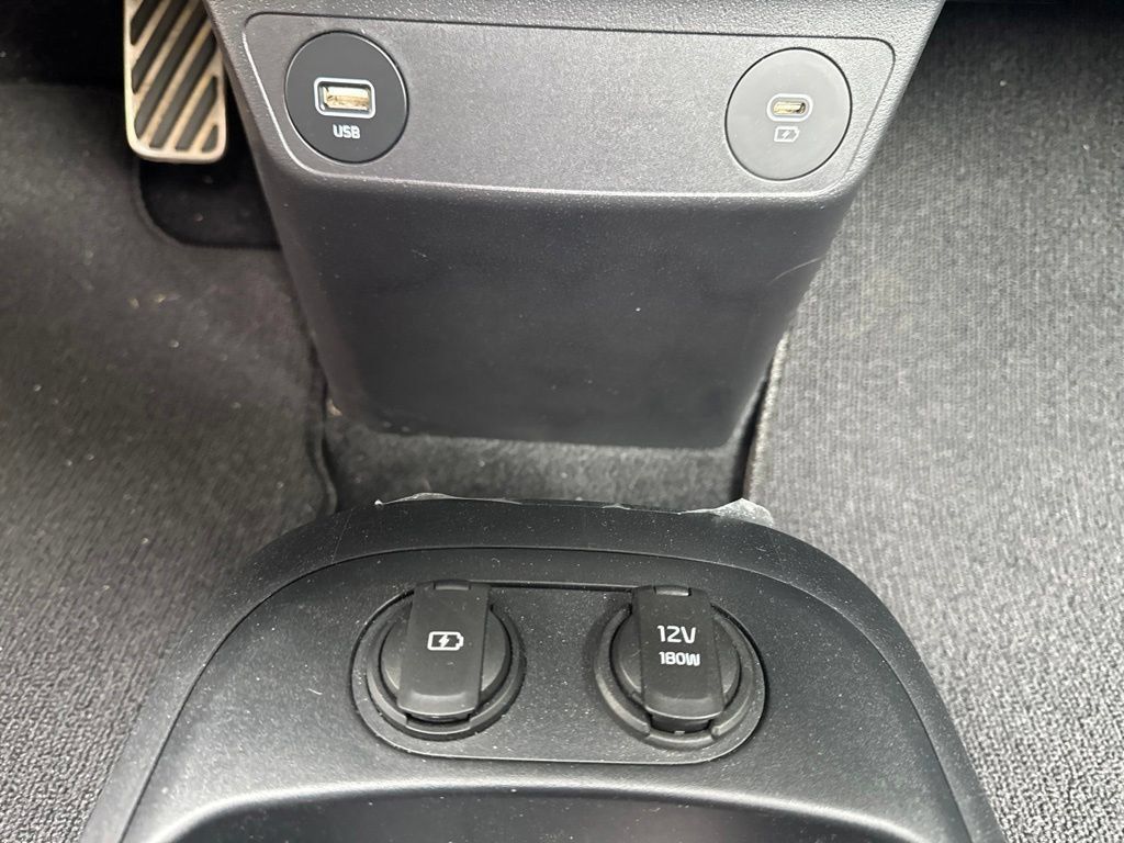 Used 2024 Kia EV6 GT-Line AWD/4WD image 19