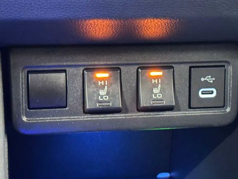 Certified 2023 Toyota Corolla Cross XLE w/ Convenience Package image 16