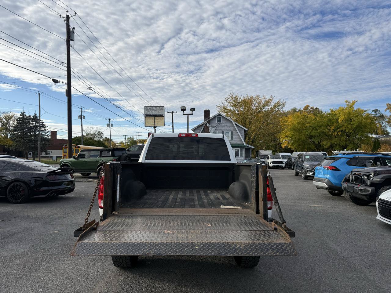 Used 2018 RAM 2500 SLT AWD/4WD image 11