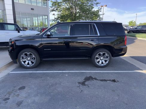 Used 2019 Chevrolet Tahoe Premier AWD/4WD image 1