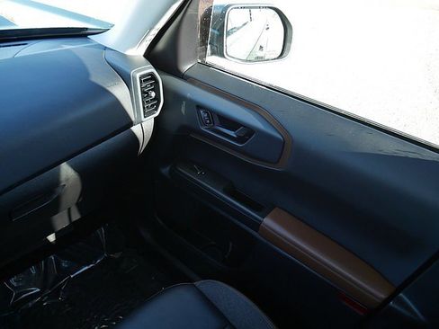 Used 2023 Ford Bronco Sport Outer Banks w/ Tech Package image 24