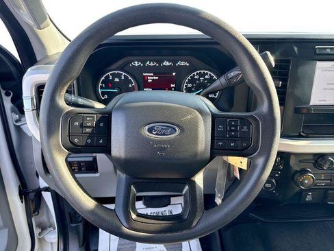 Used 2024 Ford F250 XLT w/ FX4 Off-Road Package AWD/4WD image 11