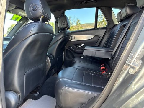 Used 2019 Mercedes-Benz GLC 300 image 14