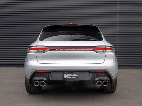 Certified 2026 Porsche Macan image 30