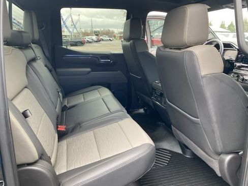 Used 2024 Chevrolet Silverado 1500 ZR2 w/ Technology Package image 35