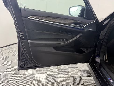 Used 2019 BMW 530i w/ M Sport Package RWD image 11
