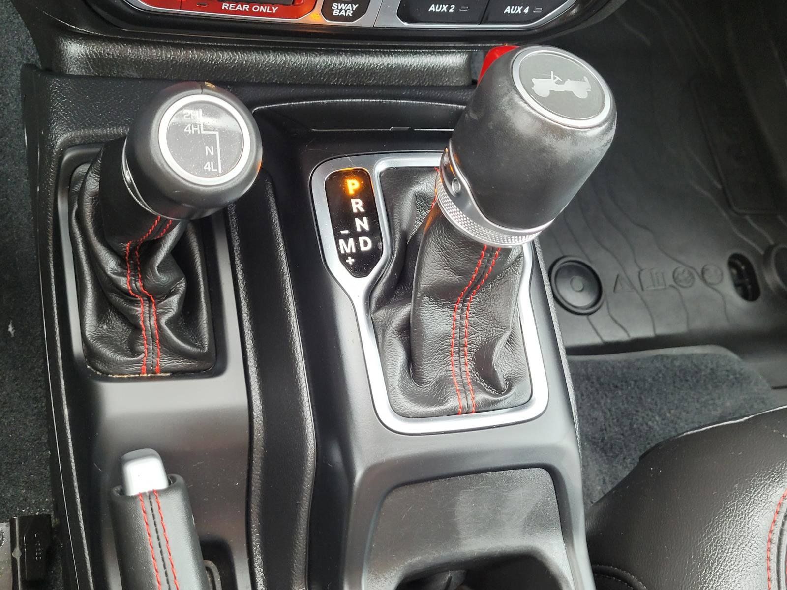 Used 2022 Jeep Wrangler Rubicon AWD/4WD image 25