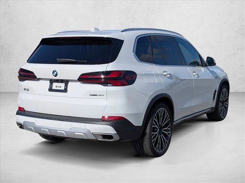 Certified 2024 BMW X5 sDrive40i image 5