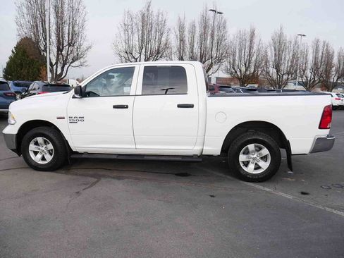 Used 2023 RAM 1500 Classic SLT w/ Electronics Convenience Group image 18