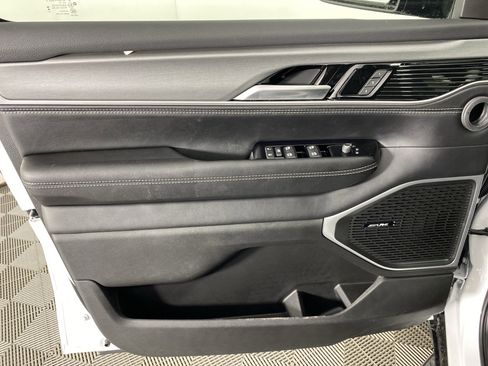 New 2025 Jeep Wagoneer Series II w/ Premium Group I image 13