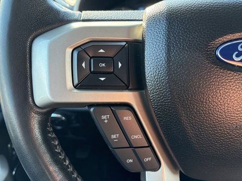 Used 2017 Ford F250 Lariat w/ Chrome Package image 18