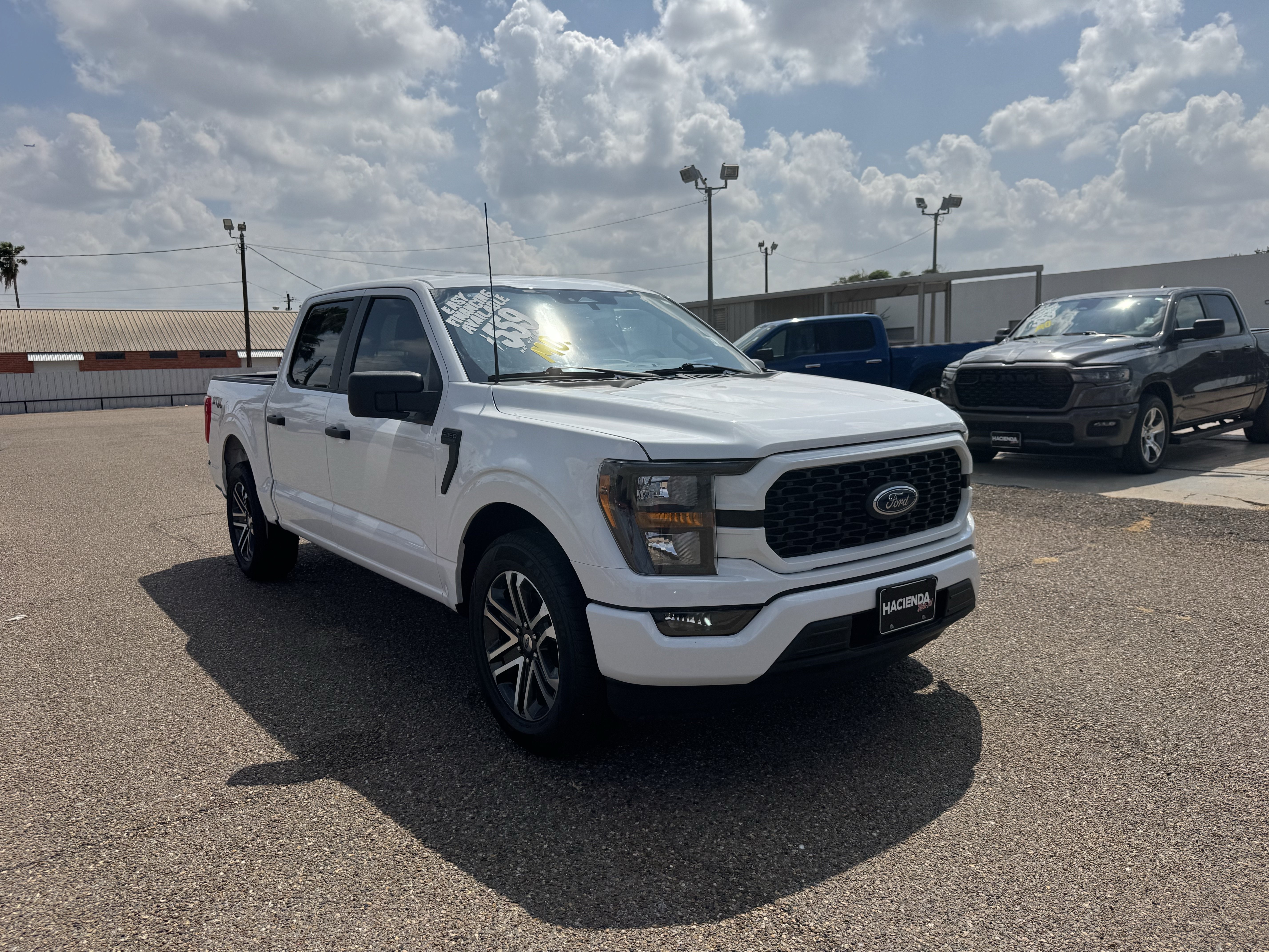Used 2023 Ford F150 XL w/ STX Appearance Package RWD image 5