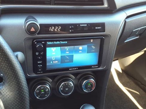 Used 2016 Scion tC image 21