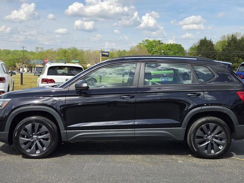 Used 2024 Volkswagen Taos S image 10