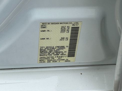 Used 2017 Nissan Altima 2.5 SR FWD image 39