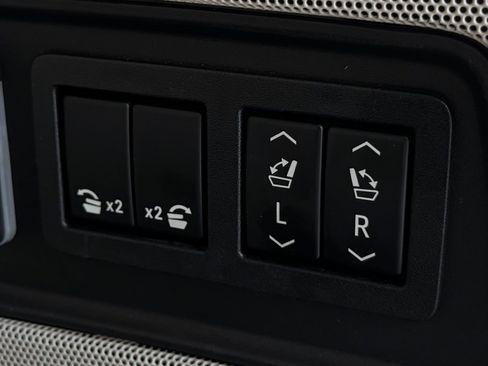 Used 2022 Cadillac Escalade Sport Platinum w/ LPO, ONYX Package image 58