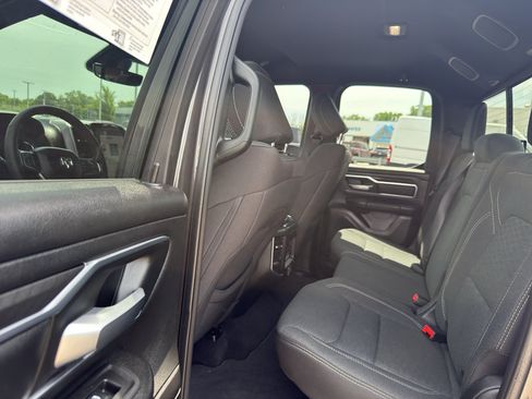 Used 2025 RAM 1500 Big Horn AWD/4WD image 31