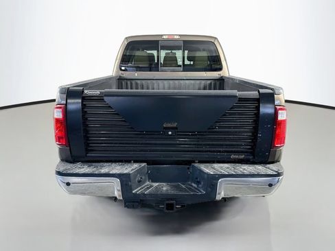 Used 2016 Ford F250 Lariat w/ Lariat Ultimate Package AWD/4WD image 6